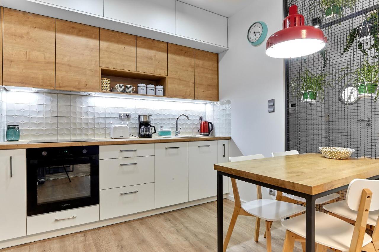 Sherlock Apartment ヴロツワフ エクステリア 写真